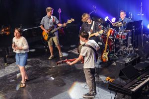 guitare-chant-piano-batterie-drum
